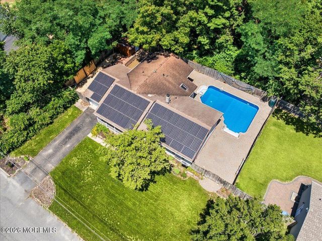 825 Madison Avenue, Toms River, NJ 08757