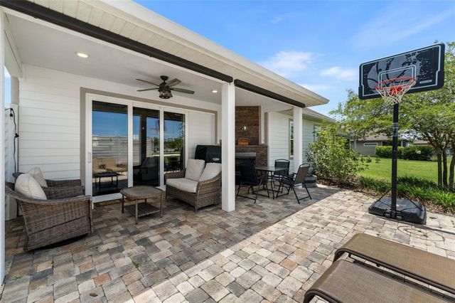 24674 SW 19TH PLACE, Newberry, FL 32669