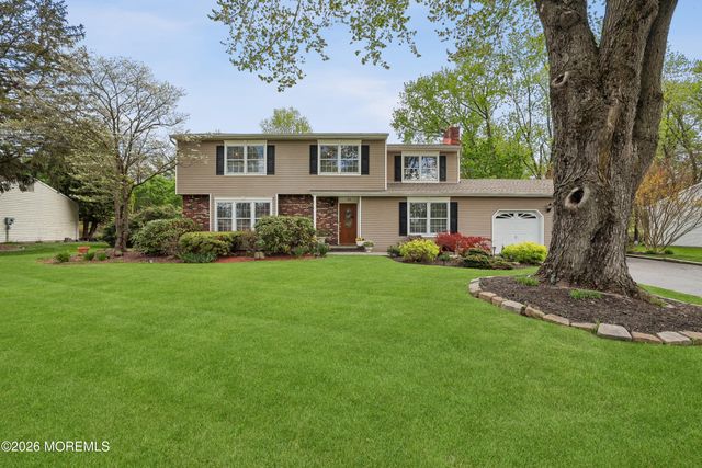 34 Buttonwood Drive, Marlboro, NJ 07746