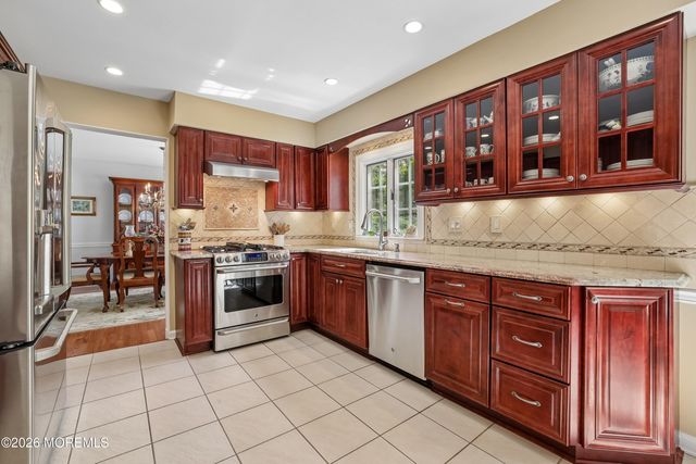 34 Buttonwood Drive, Marlboro, NJ 07746