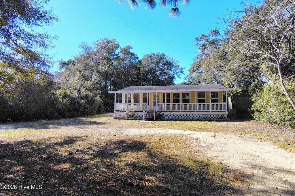 2813 Arrowwood Drive SW, Supply, NC 28462