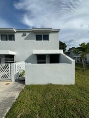 483 NW 19th St 362, Miami, FL 33136
