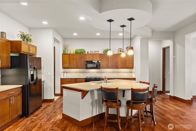 8235 Orcas Loop NE, Olympia, WA 98516