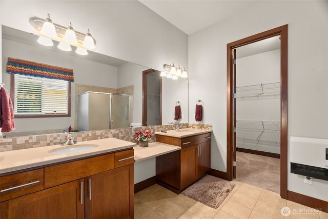 8235 Orcas Loop NE, Olympia, WA 98516