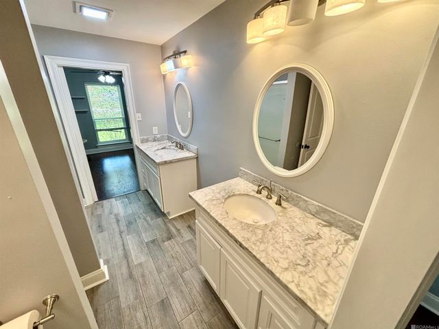 35261 Bend Rd, Denham Springs, LA 70706