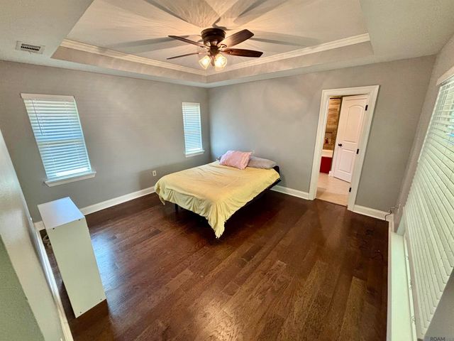 35261 Bend Rd, Denham Springs, LA 70706