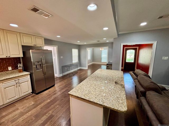 35261 Bend Rd, Denham Springs, LA 70706