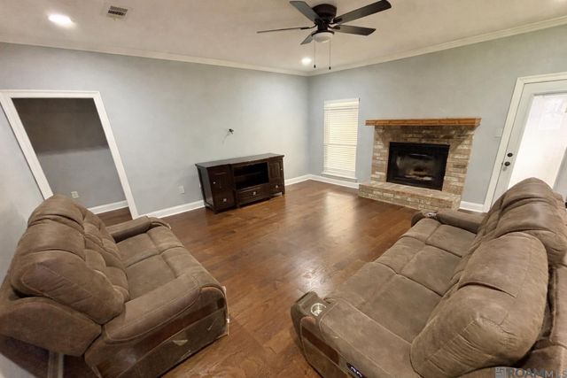 35261 Bend Rd, Denham Springs, LA 70706