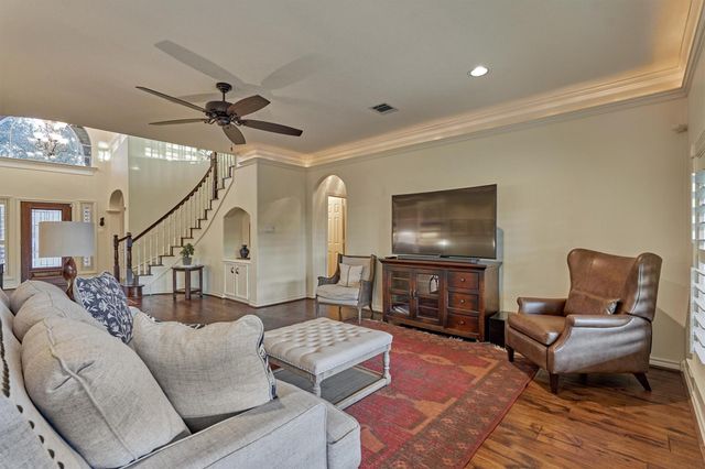 147 Sunnyvale W, Montgomery, TX 77356