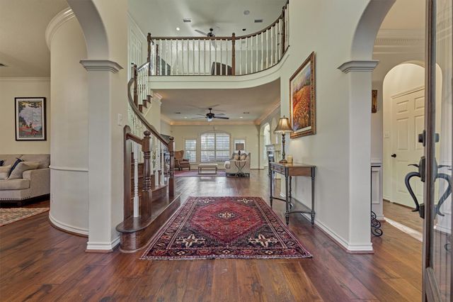 147 Sunnyvale W, Montgomery, TX 77356