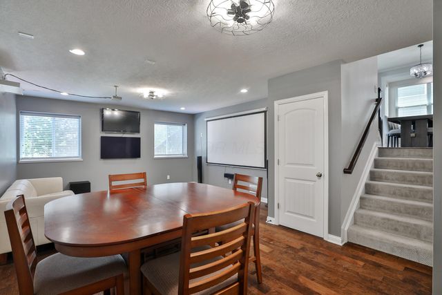 384 Junction Crossing Drive, Columbus, OH 43213