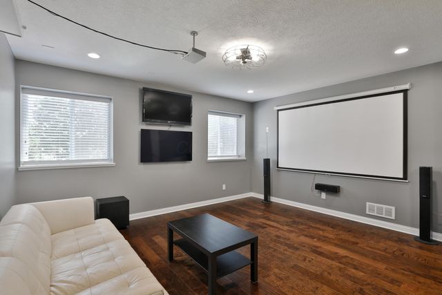384 Junction Crossing Drive, Columbus, OH 43213