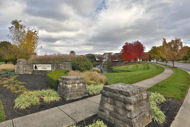 384 Junction Crossing Drive, Columbus, OH 43213