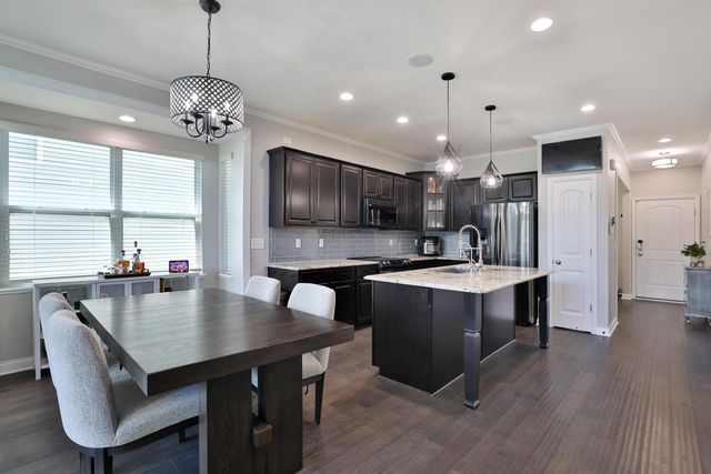 384 Junction Crossing Drive, Columbus, OH 43213