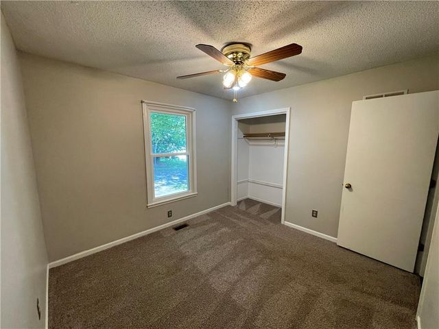 5821 Marion Avenue, Kansas City, MO 64133