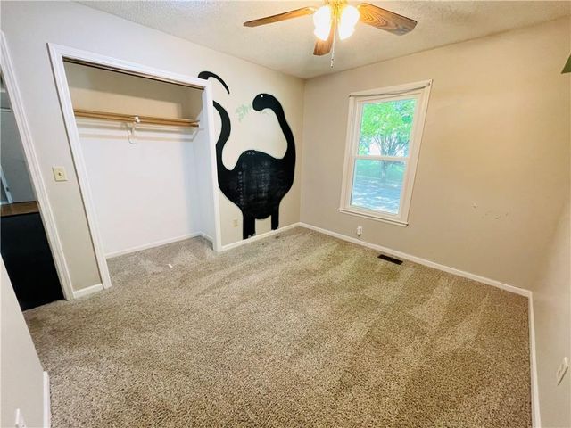 5821 Marion Avenue, Kansas City, MO 64133