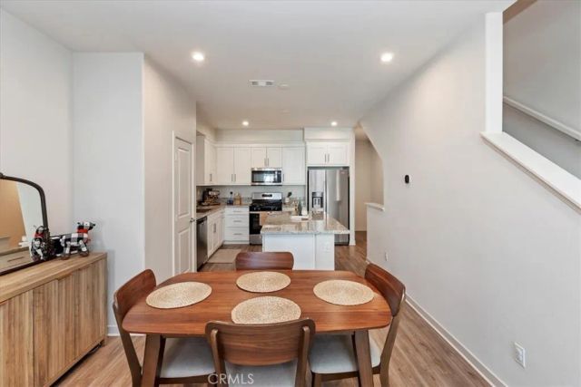 129 Dove Lndg, Covina, CA 91722