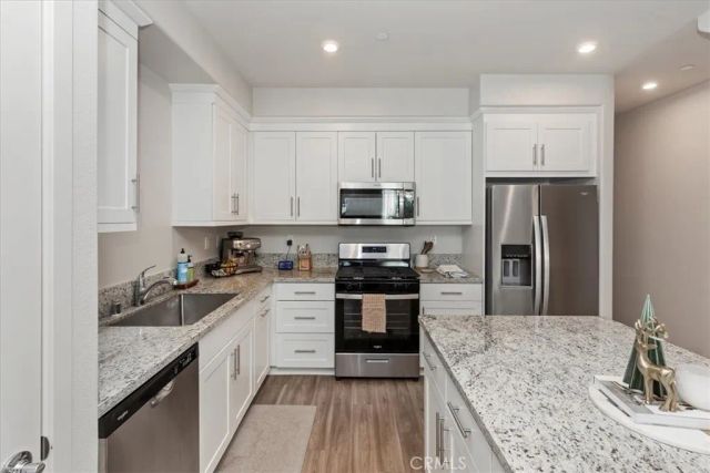 129 Dove Lndg, Covina, CA 91722
