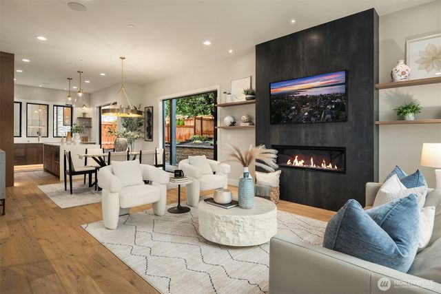 5916 10805 108th Avenue NE, Kirkland, WA 98033