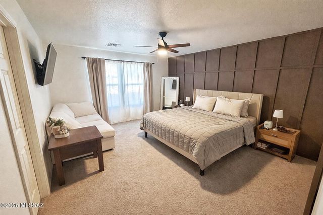 10883 S Sky Kristen Loop, Vail, AZ 85641