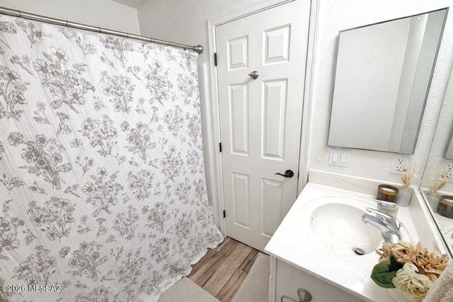 10883 S Sky Kristen Loop, Vail, AZ 85641