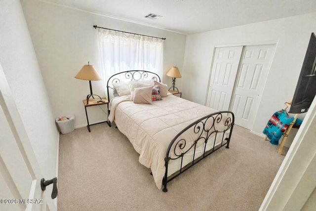 10883 S Sky Kristen Loop, Vail, AZ 85641