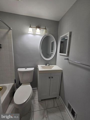 9657 LINDENBROOK ST, Fairfax, VA 22031