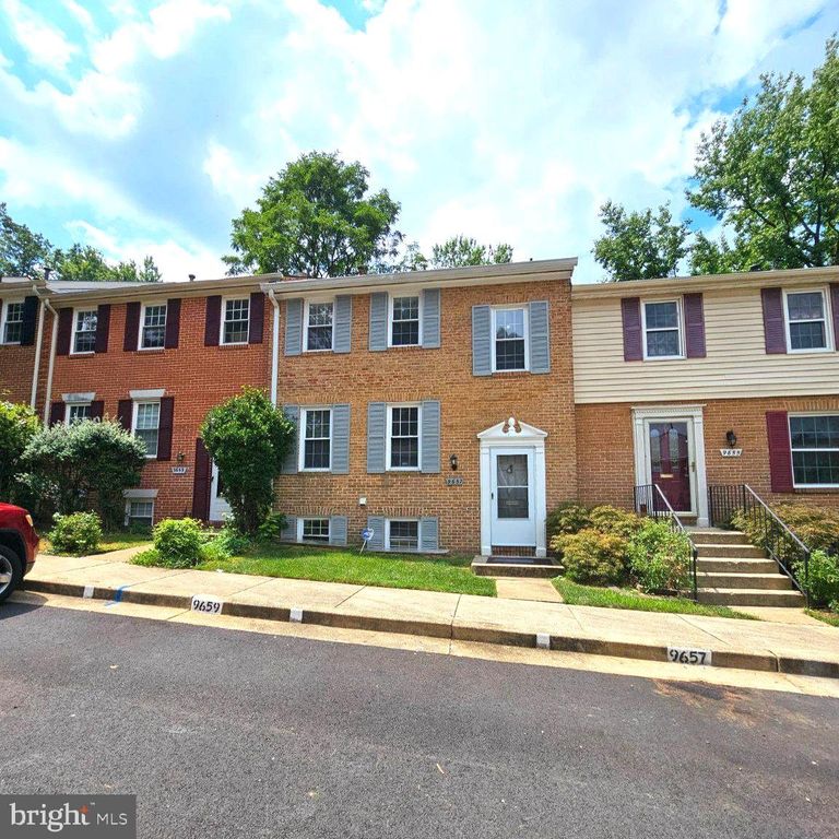 9657 LINDENBROOK ST, Fairfax, VA 22031