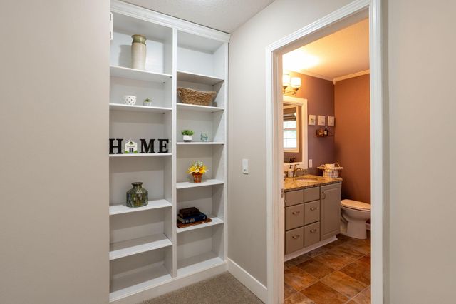 810 SHAKERTOWN WAY, Columbia, MO 65203