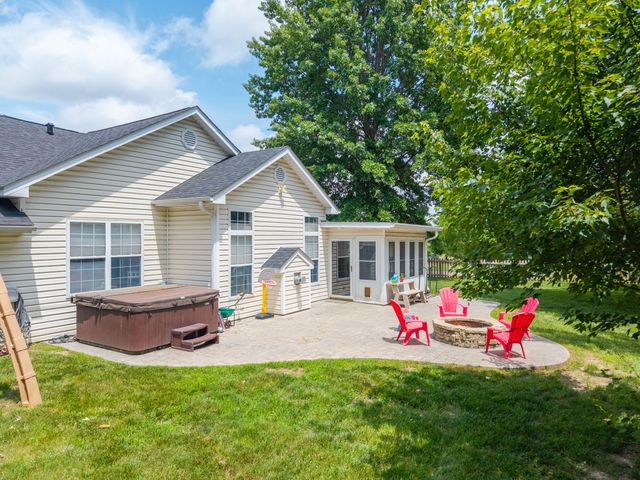 810 SHAKERTOWN WAY, Columbia, MO 65203