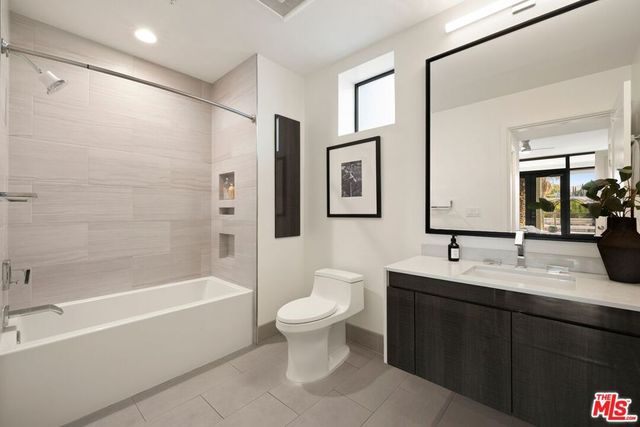 2300 Wilshire Blvd 201, Santa Monica, CA 90403