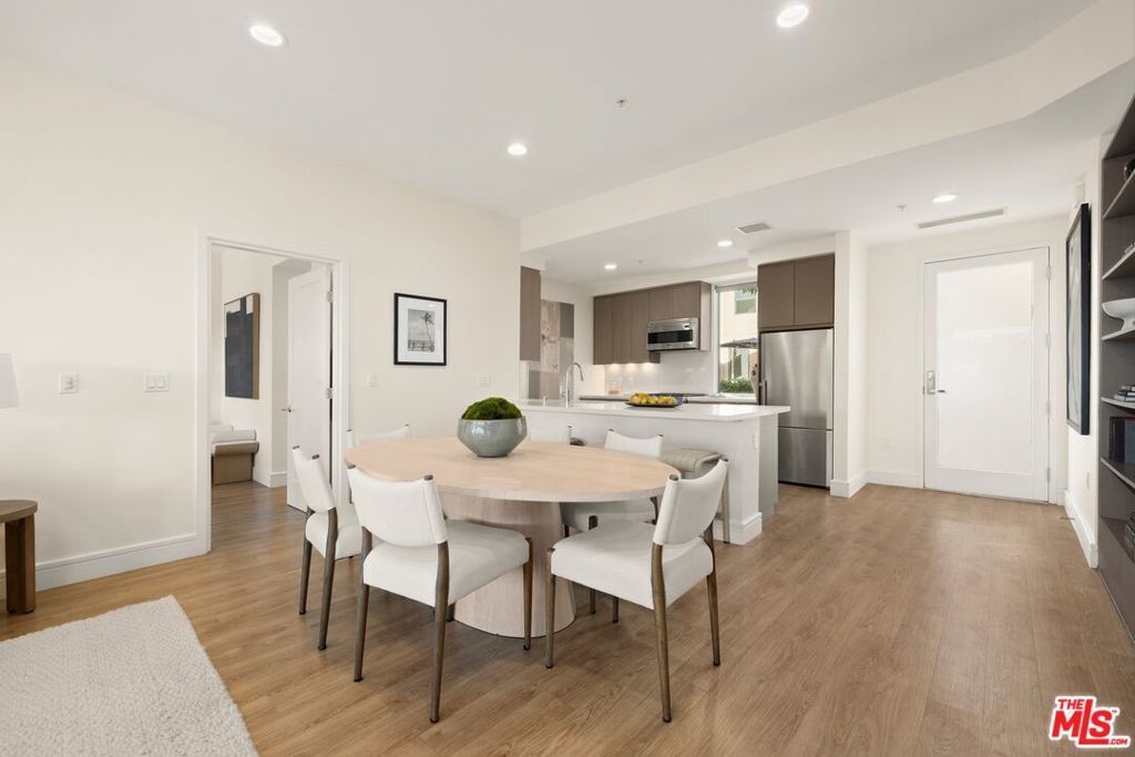 2300 Wilshire Blvd 201, Santa Monica, CA 90403 — photo 4