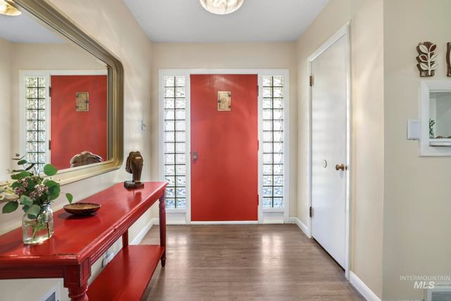 1532 11th Ave E, Twin Falls, ID 83301