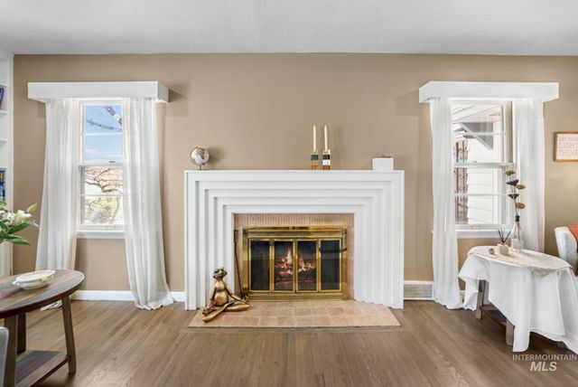 1532 11th Ave E, Twin Falls, ID 83301