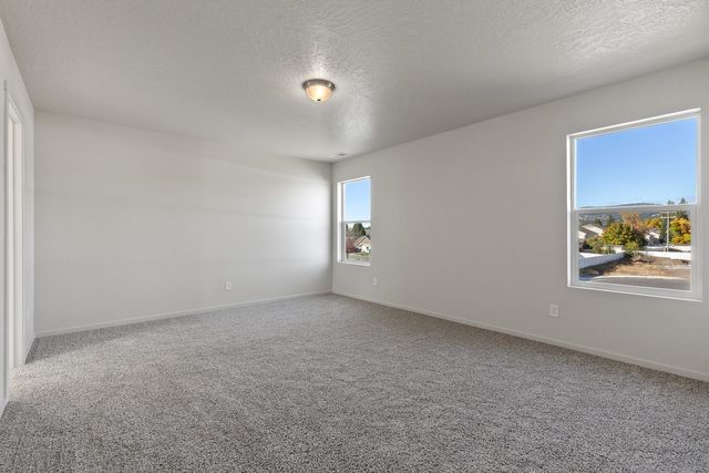 18303 E Michielli Ave, Spokane Valley, WA 99016