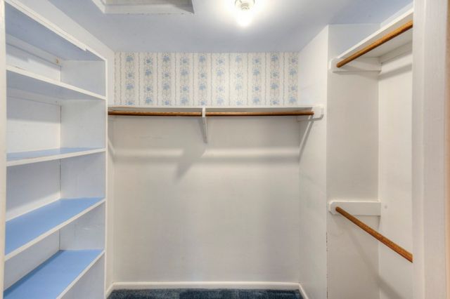 20 Dubiel Dr, Worcester, MA 01609