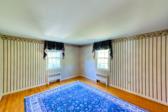 20 Dubiel Dr, Worcester, MA 01609