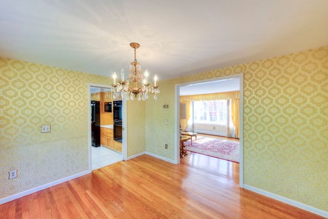 20 Dubiel Dr, Worcester, MA 01609