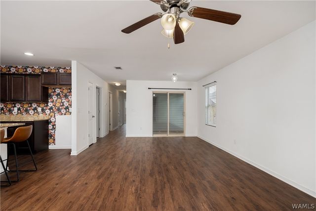16404 Waterbury, Moundville, AL 35474