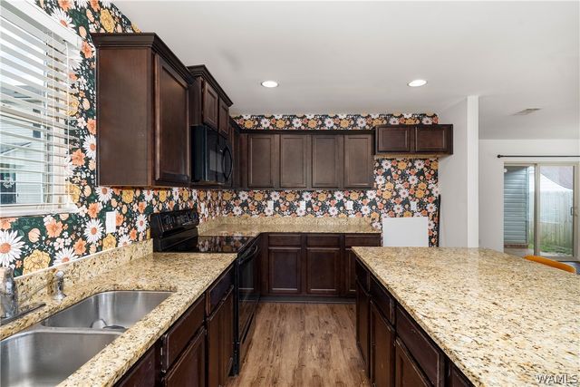16404 Waterbury, Moundville, AL 35474