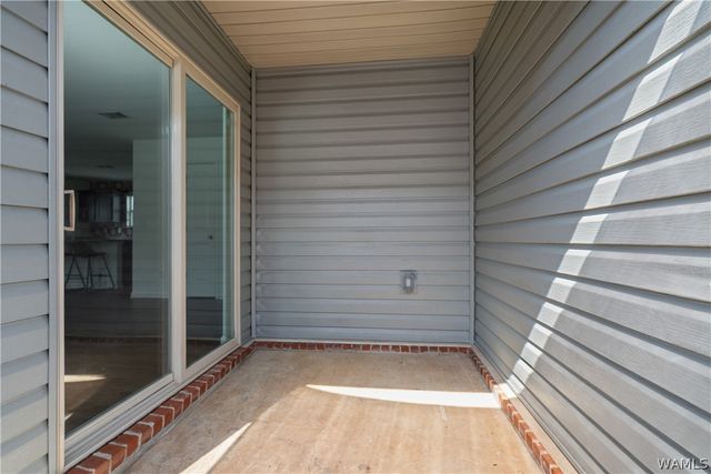 16404 Waterbury, Moundville, AL 35474