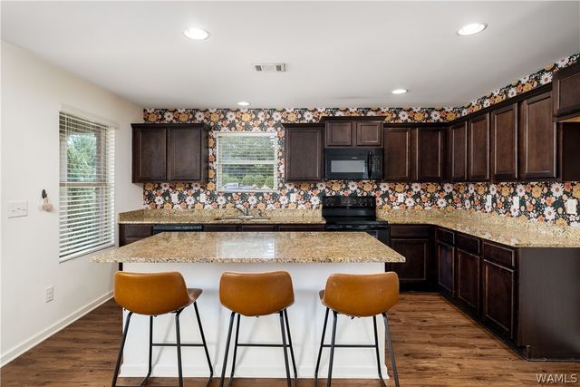 16404 Waterbury, Moundville, AL 35474