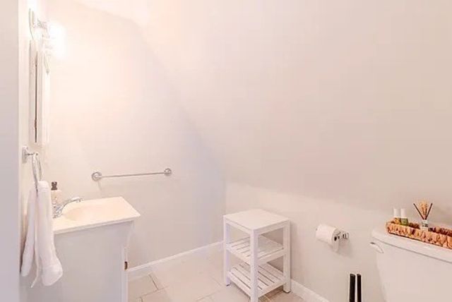27R Albion 2, Somerville, MA 02143