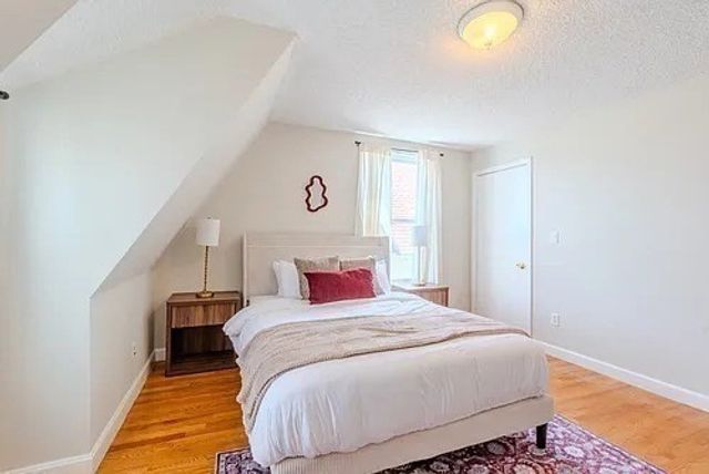 27R Albion 2, Somerville, MA 02143