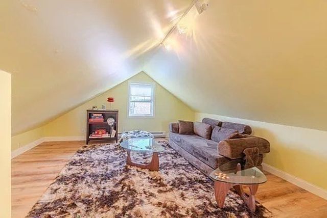27R Albion 2, Somerville, MA 02143