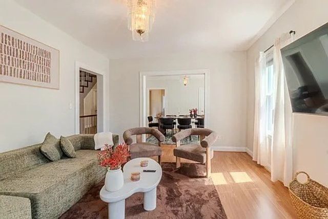 27R Albion 2, Somerville, MA 02143