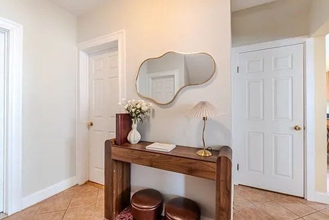 27R Albion 2, Somerville, MA 02143