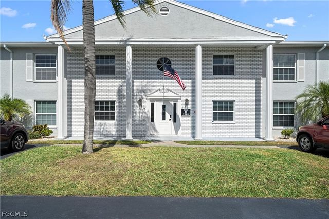 7068 Nantucket CIR 7, North Fort Myers, FL 33917
