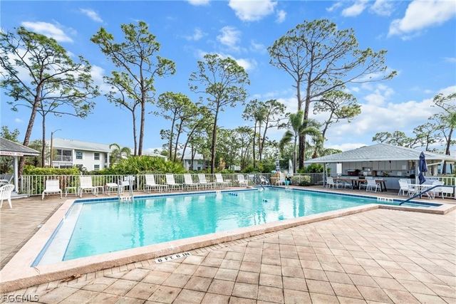 7068 Nantucket CIR 7, North Fort Myers, FL 33917