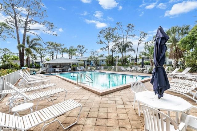 7068 Nantucket CIR 7, North Fort Myers, FL 33917